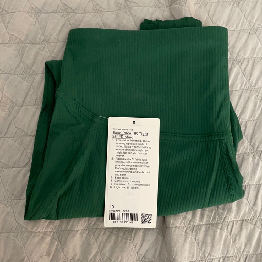 Lululemon Base Pace HR Tight 25” *Ribbed NWOT Size 10